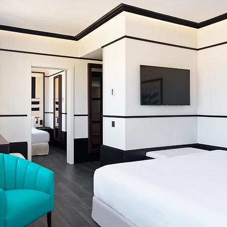H10 Marina Barcelona Hotel Bagian luar foto