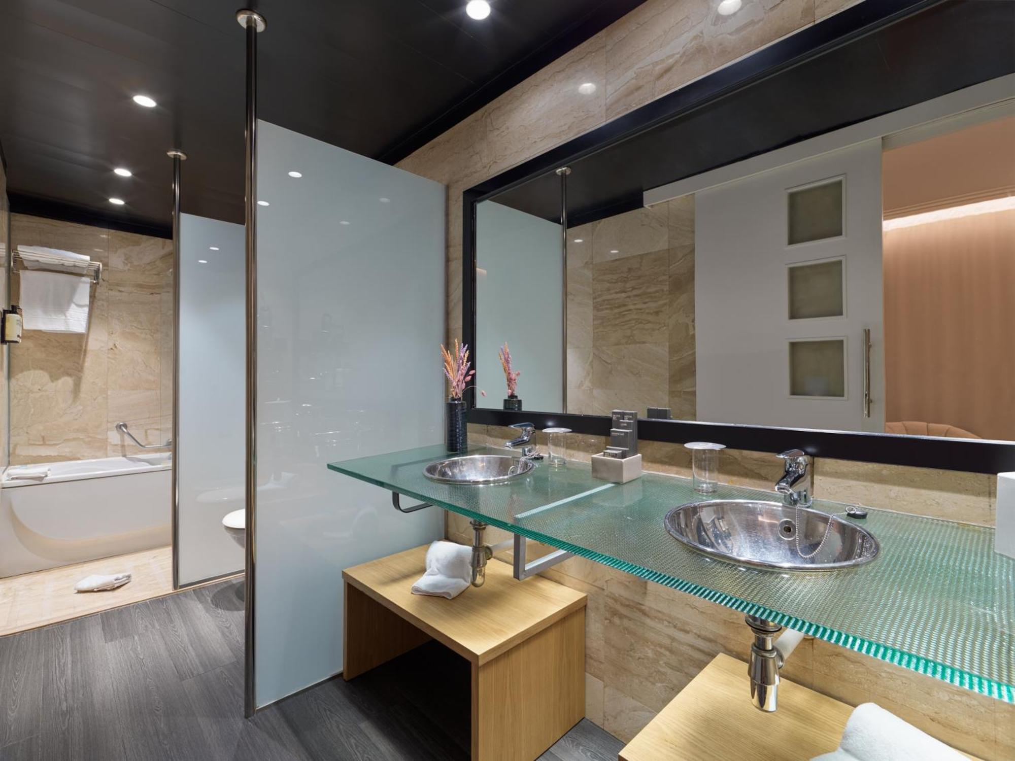 H10 Marina Barcelona Hotel Bagian luar foto