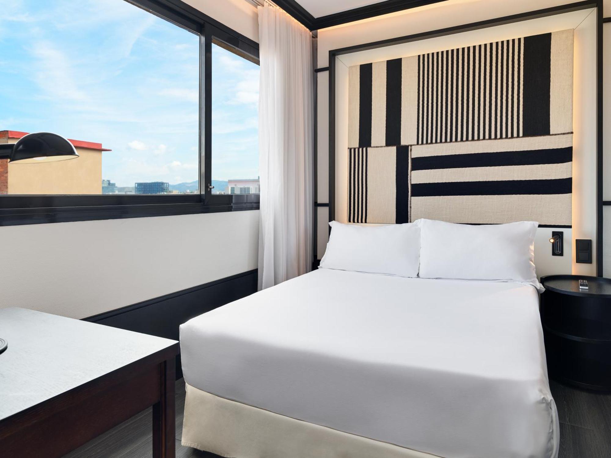 H10 Marina Barcelona Hotel Bagian luar foto