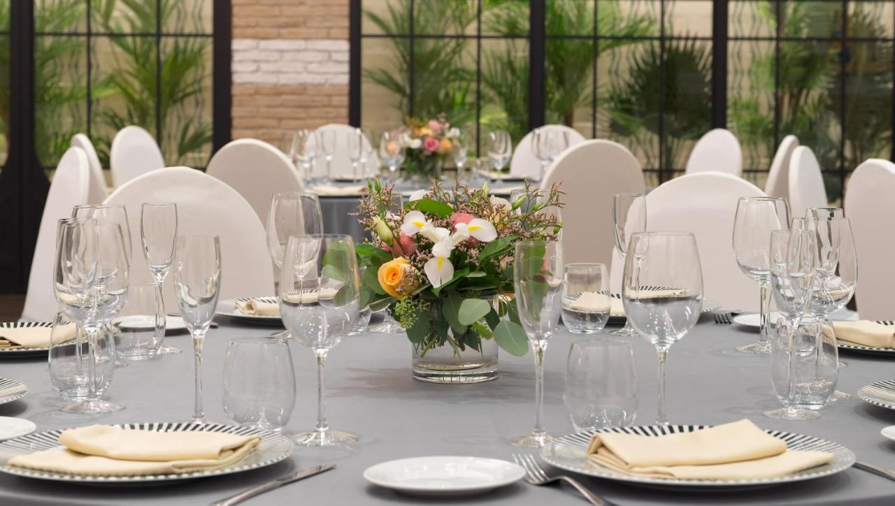 H10 Marina Barcelona Hotel Bagian luar foto